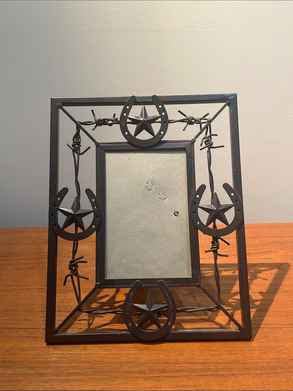 Western Picture Frame 4x6 Metal Barbwire Horseshoe Cowboy Decor